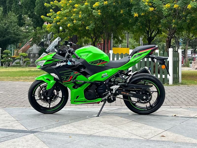 二手川崎Ninja 400