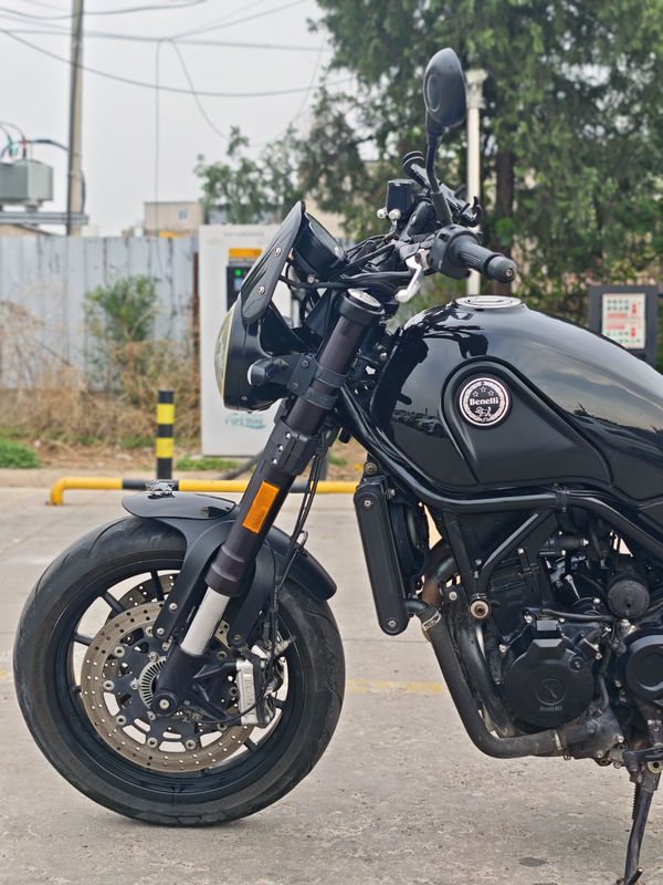 二手贝纳利幼狮 Leoncino 500