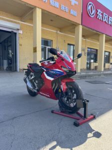 二手本田CBR400R