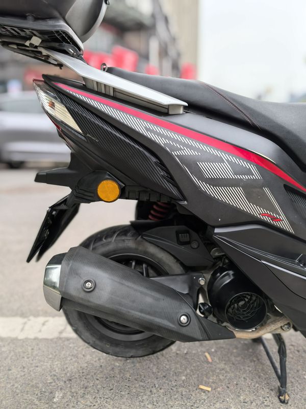 二手新大洲本田裂行 RX125Fi