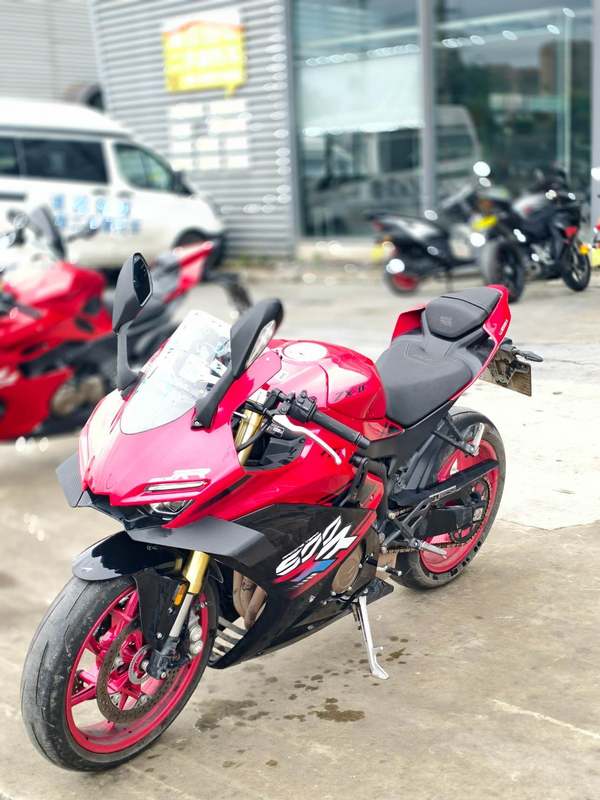 二手张雪机车500RR