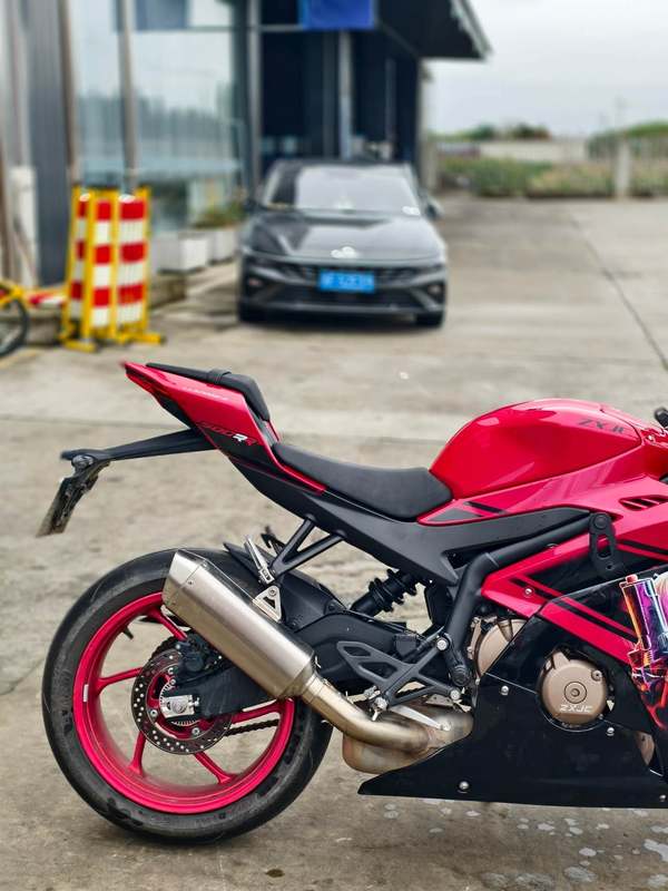 二手张雪机车500RR