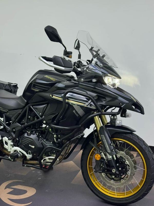 二手贝纳利TRK552