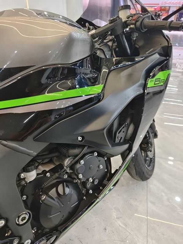 二手川崎Ninja ZX-6R 