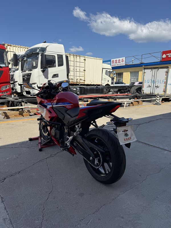 二手本田CBR400R
