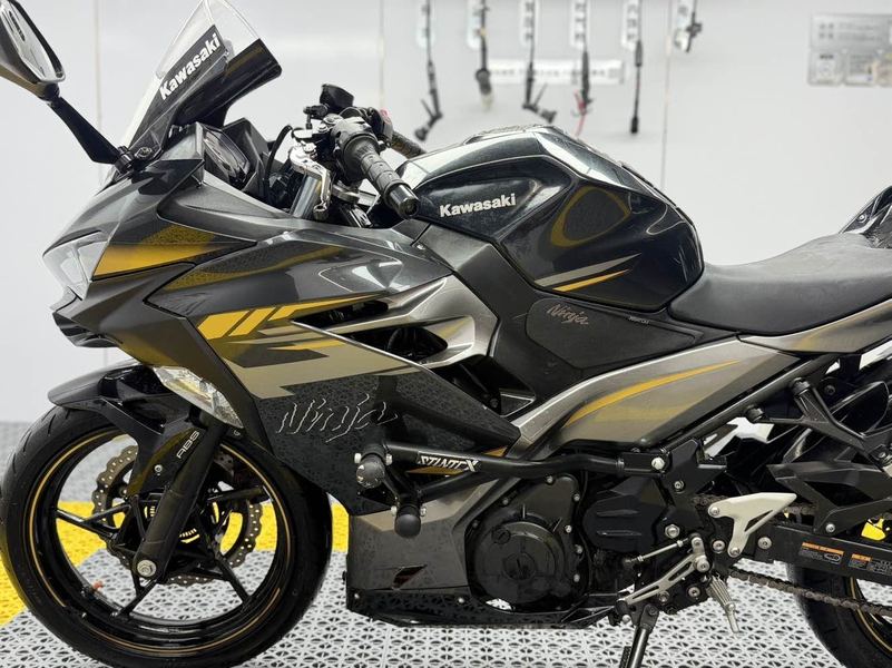 二手川崎Ninja 400