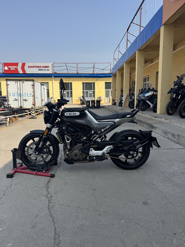 二手HUSQVARNA黑箭 401