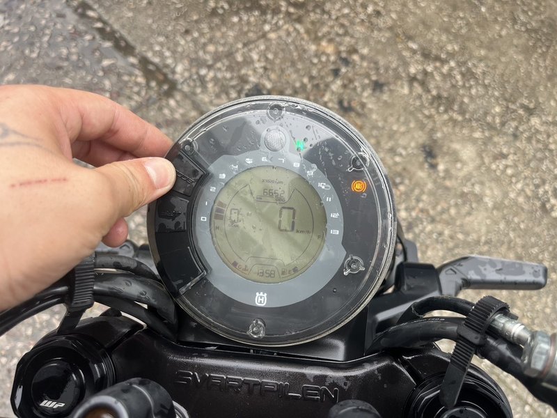二手HUSQVARNA黑箭 401