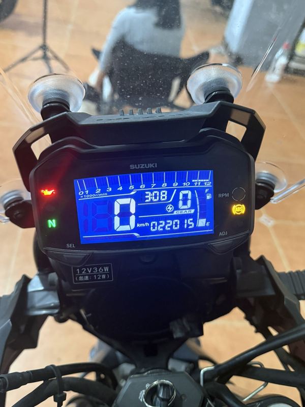 二手豪爵铃木DL250