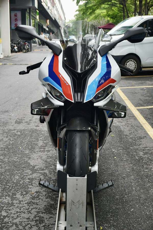 二手宝马M 1000 RR