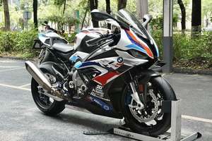 二手宝马M 1000 RR
