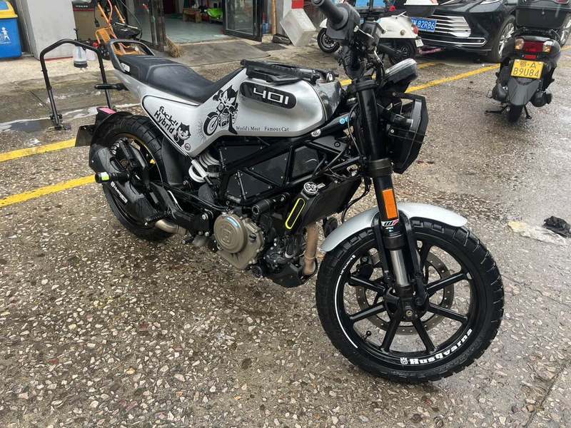 二手HUSQVARNA黑箭 401