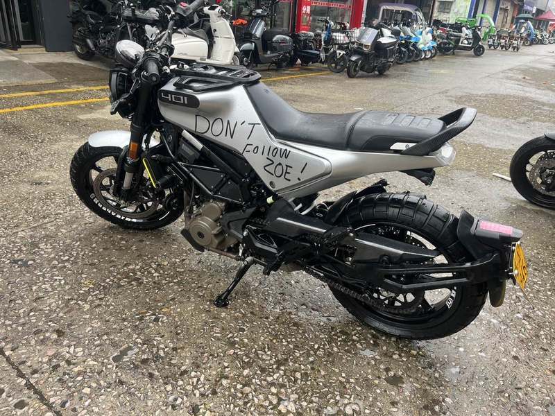 二手HUSQVARNA黑箭 401