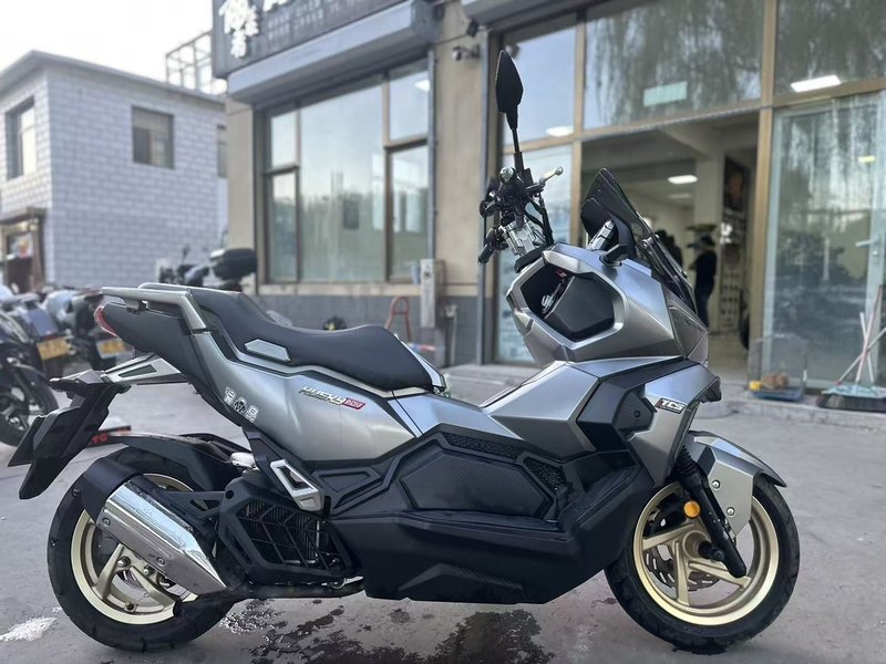 二手三阳哈士奇 Husky ADV150