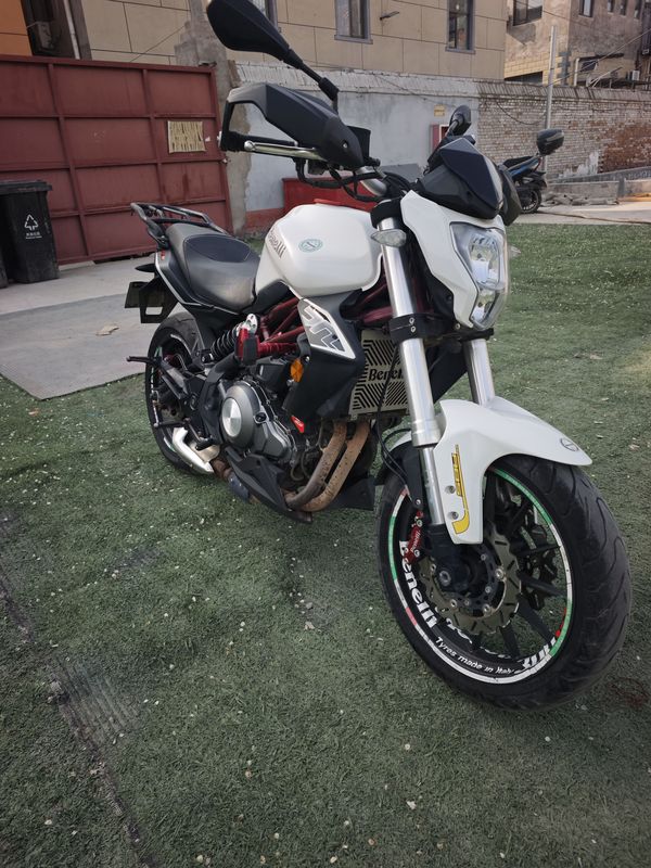 二手贝纳利蓝宝龙 BN302S