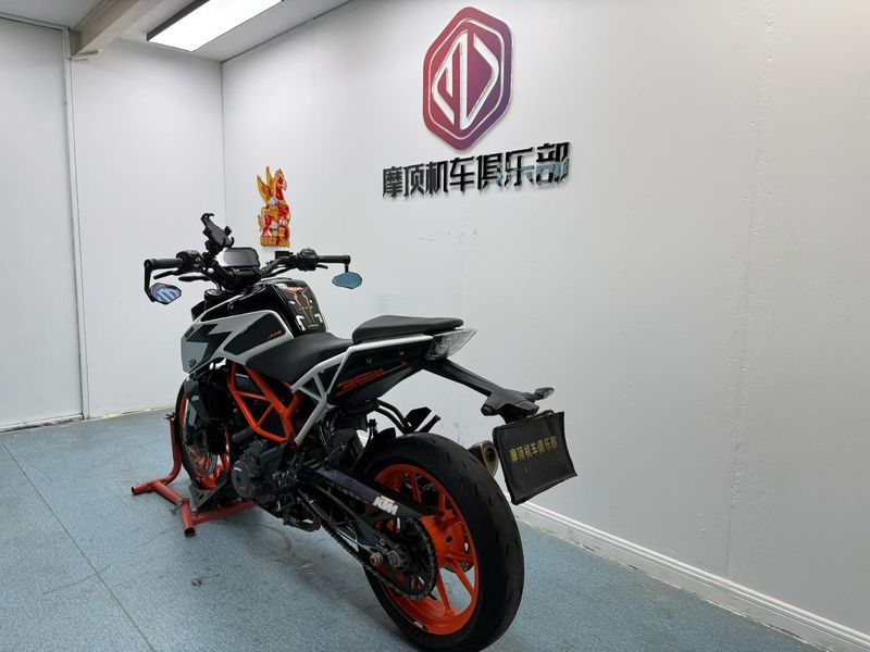 二手KTMR2R390 Duke