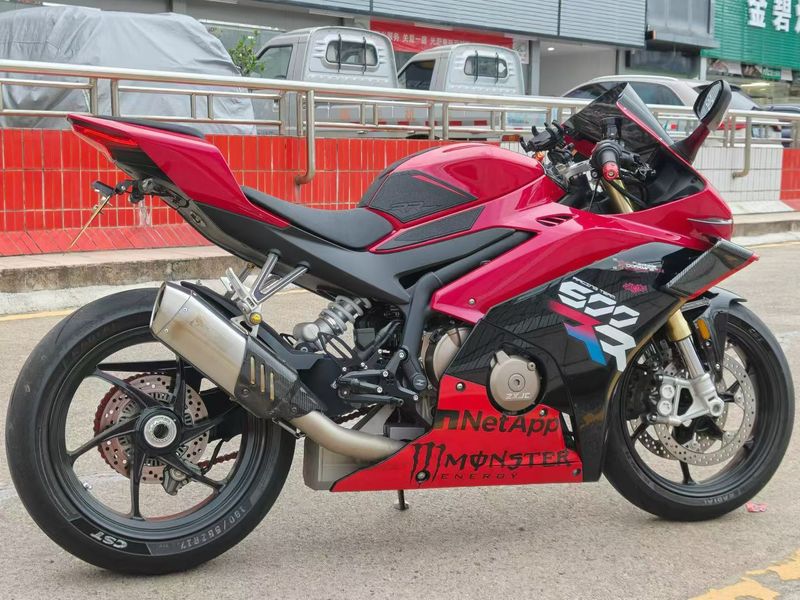 二手张雪机车500RR