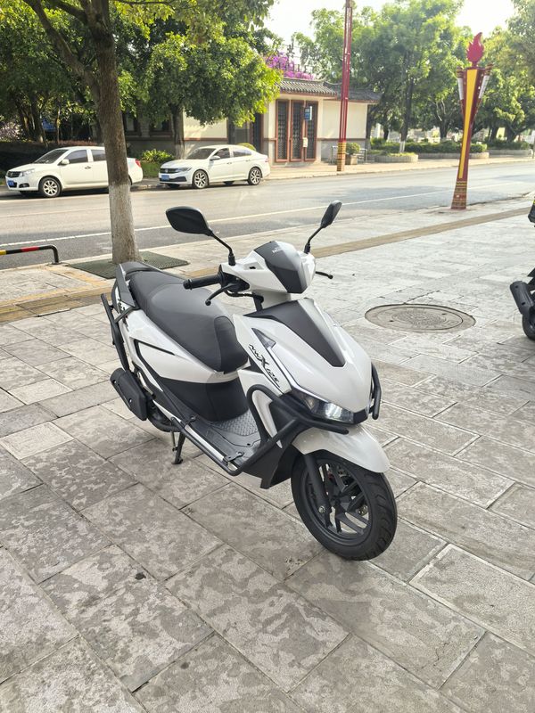 二手五羊本田NWX125