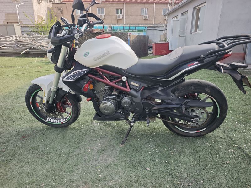 二手贝纳利蓝宝龙 BN302S