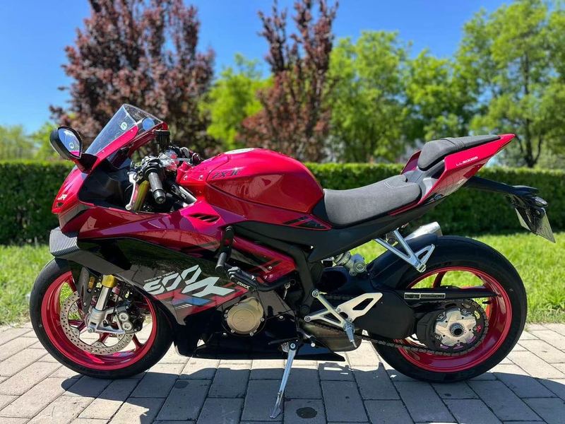 二手张雪机车500RR