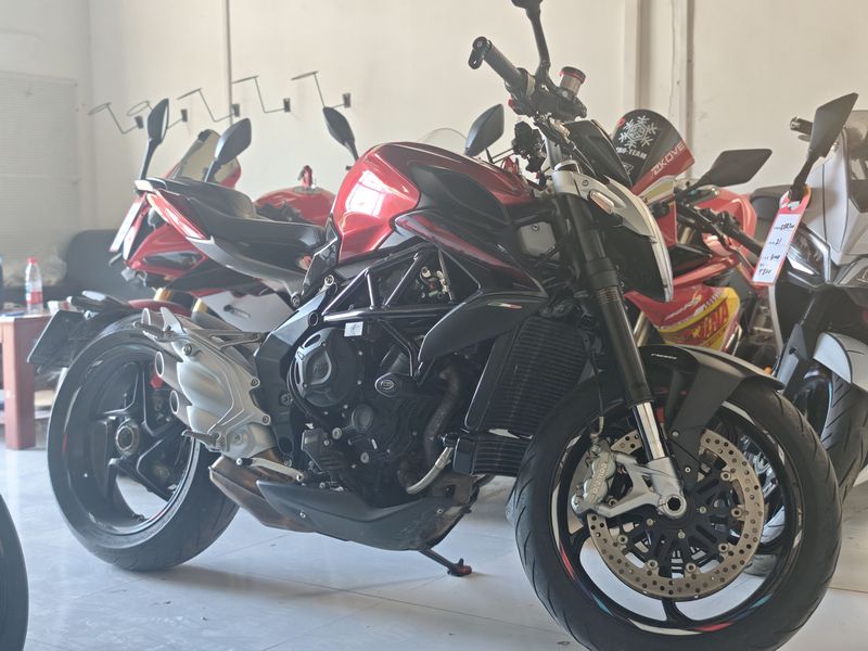 二手奥古斯塔Brutale 800