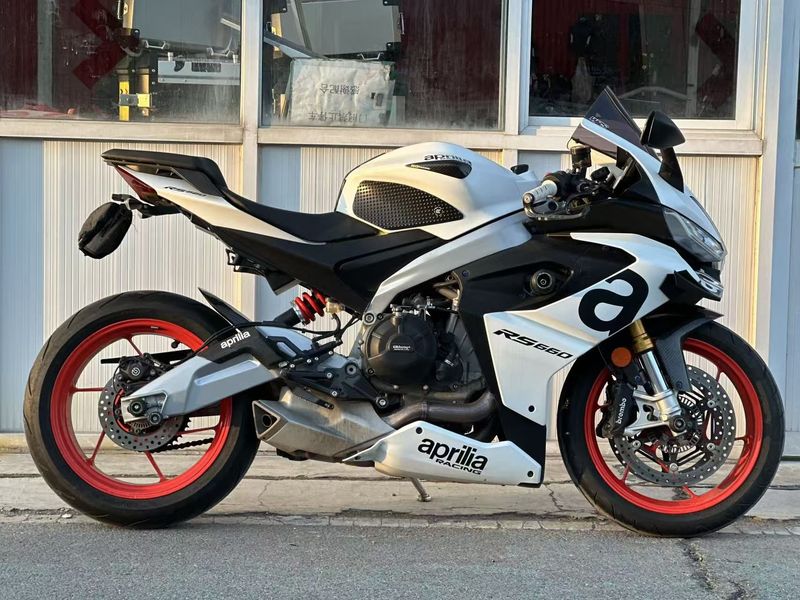二手阿普利亚RS 660 