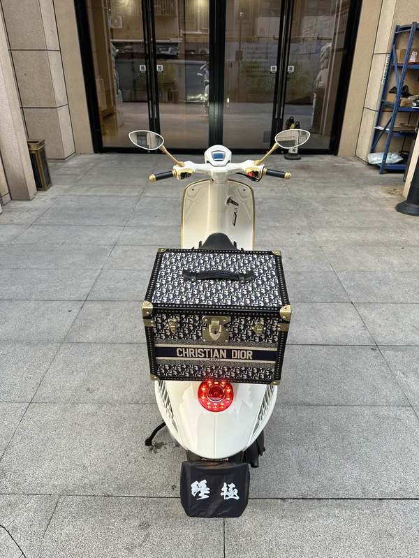 二手VESPA946