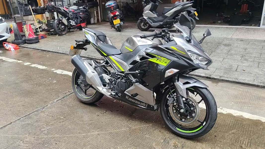 二手川崎Ninja 400