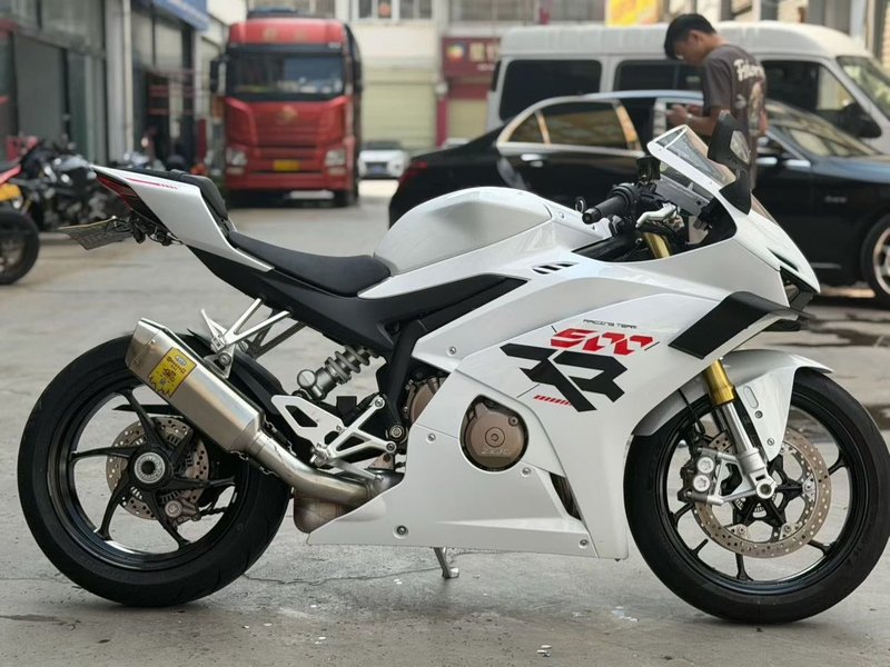 二手张雪机车500RR