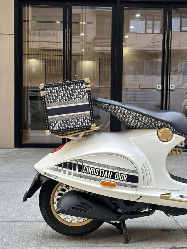 二手VESPA946