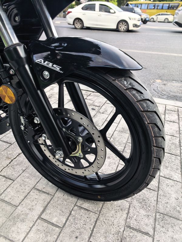 二手济南铃木极客飒 Gixxer 155