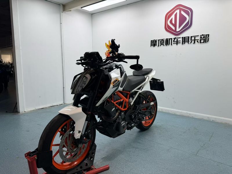 二手KTMR2R390 Duke