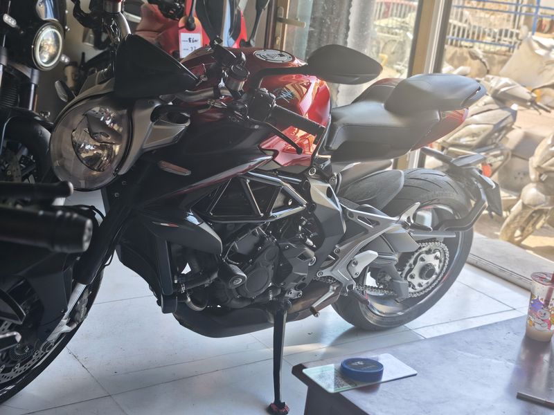 二手奥古斯塔Brutale 800