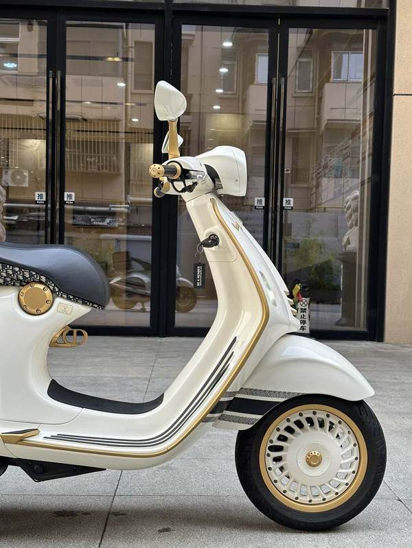二手VESPA946