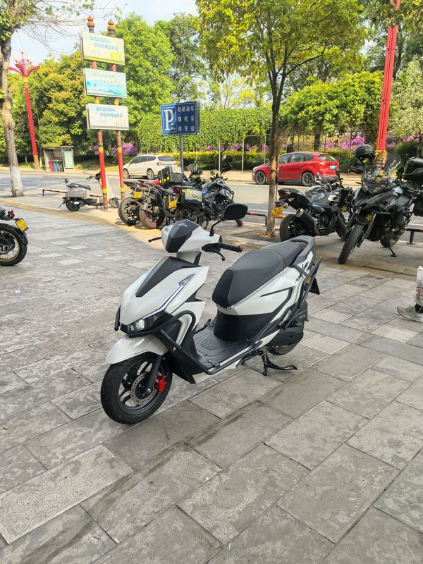 二手五羊本田NWX125