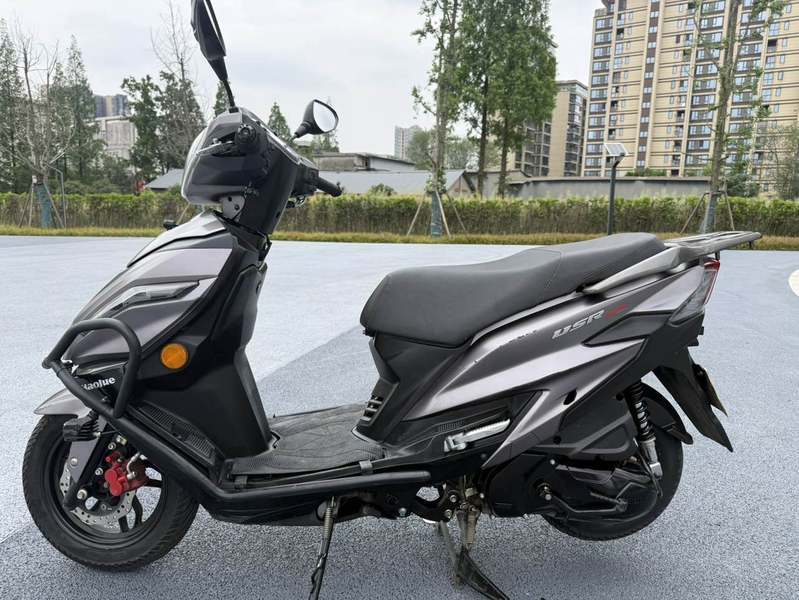 二手豪爵USR125 