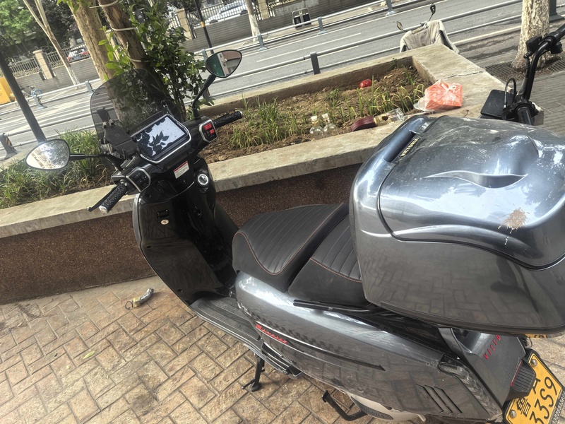 二手维多利亚Sixties 250Si