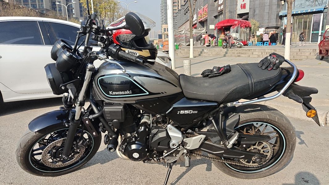 二手川崎Z650RS