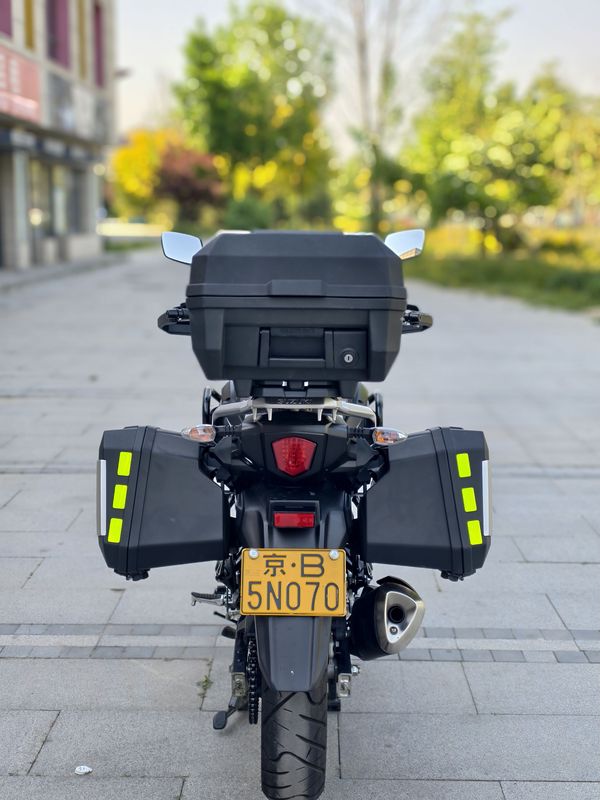 二手豪爵铃木DL250