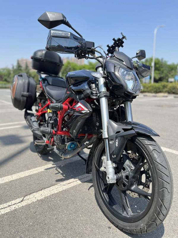 二手贝纳利红宝龙 TNT150i