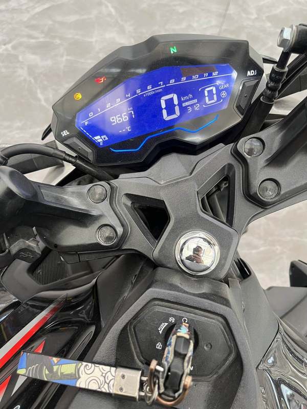二手豪爵DR300