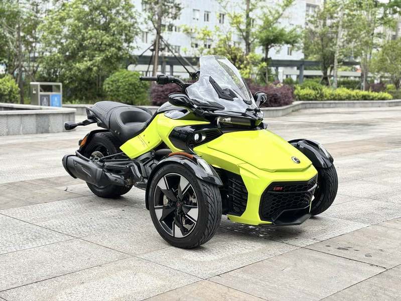 二手庞巴迪Spyder F3 
