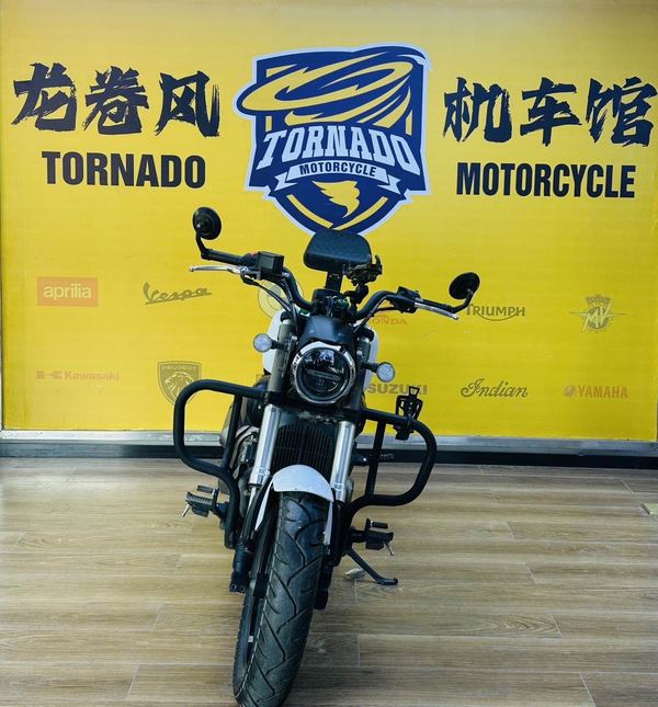 二手QJMOTOR闪300