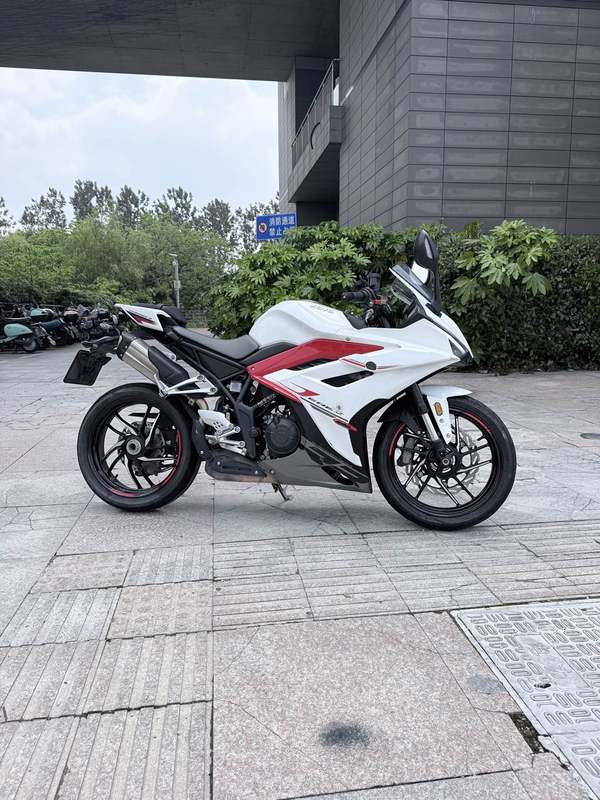 二手凯越350RR 赫雷兹