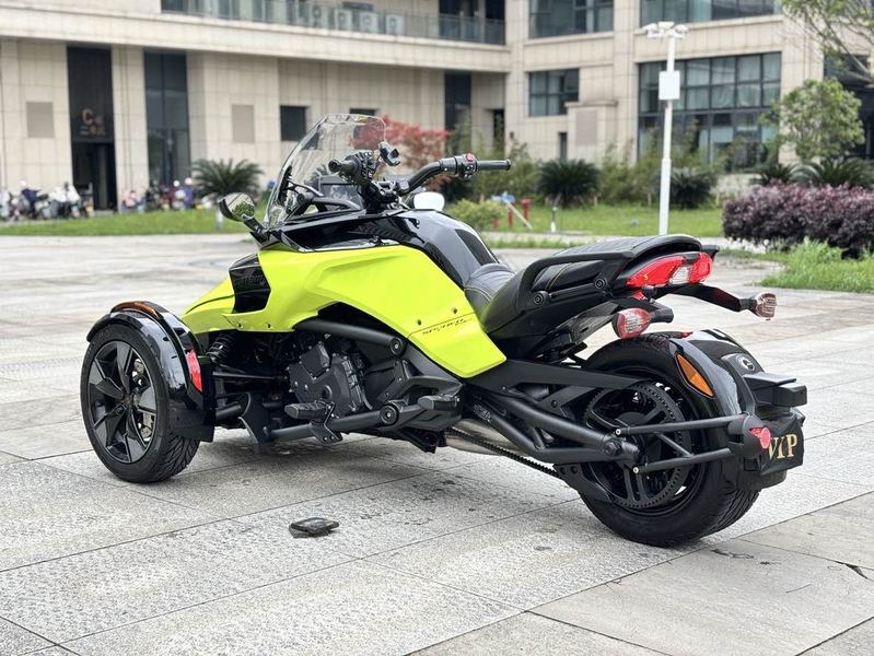 二手庞巴迪Spyder F3 