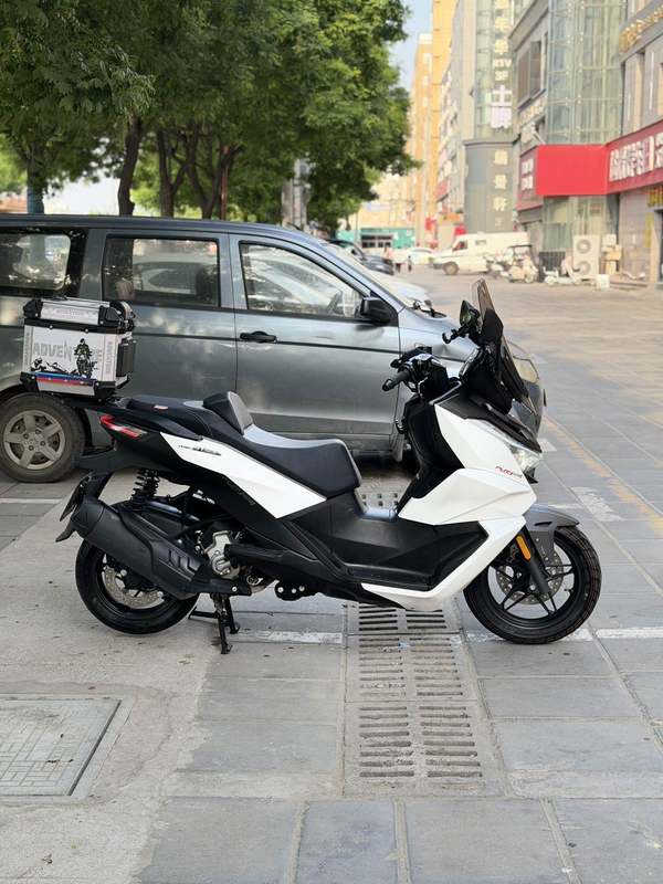 二手无极SR250GT