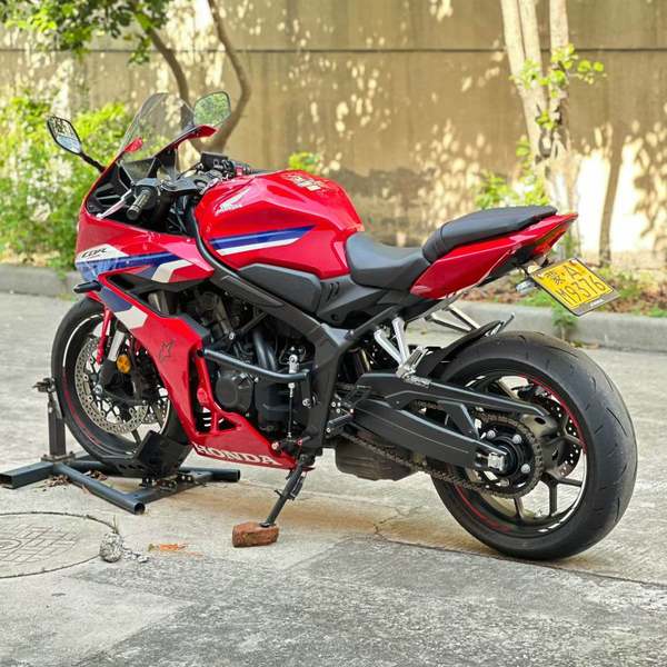 二手本田CBR650R