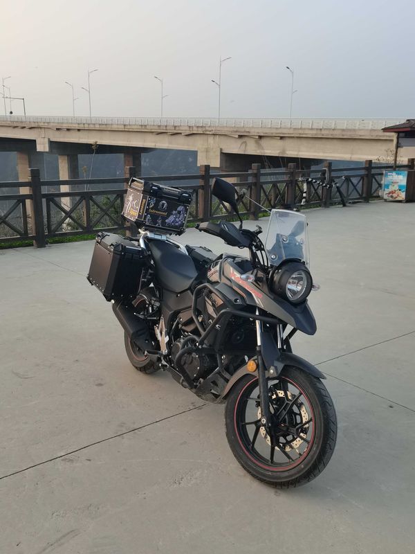 二手豪爵铃木DL250