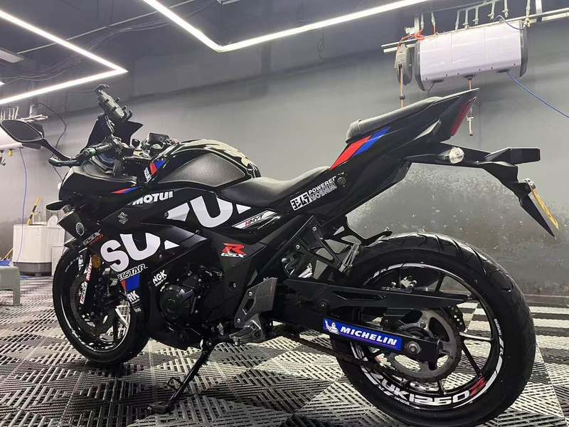 二手豪爵铃木GSX250R