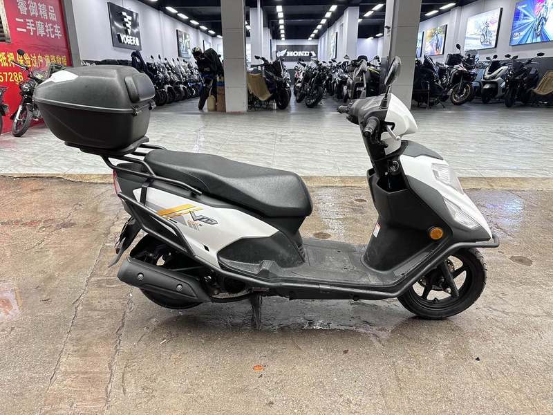 二手豪爵速道 VD125/S